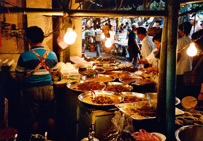 Bangkok Bites: A Tasty Tour of the City's Vibrant Street Food Scene